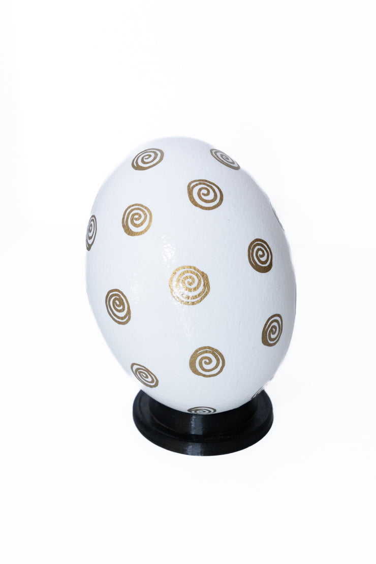 Decoupage_Ostrich_Egg_Shell_White_with_Gold_Swirls