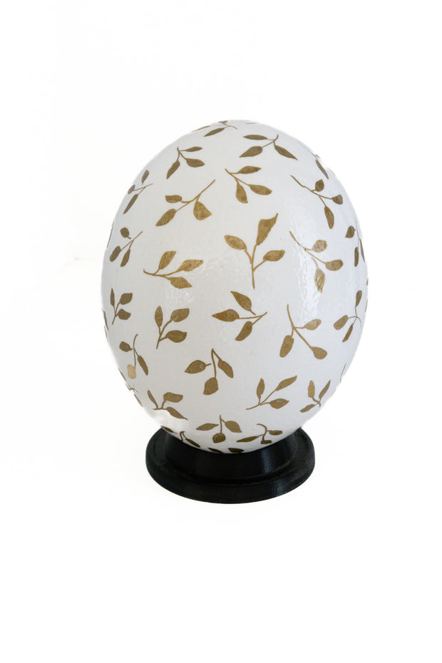 Decoupage_Ostrich_Egg_Shell_White_with_small_Gold_leafs